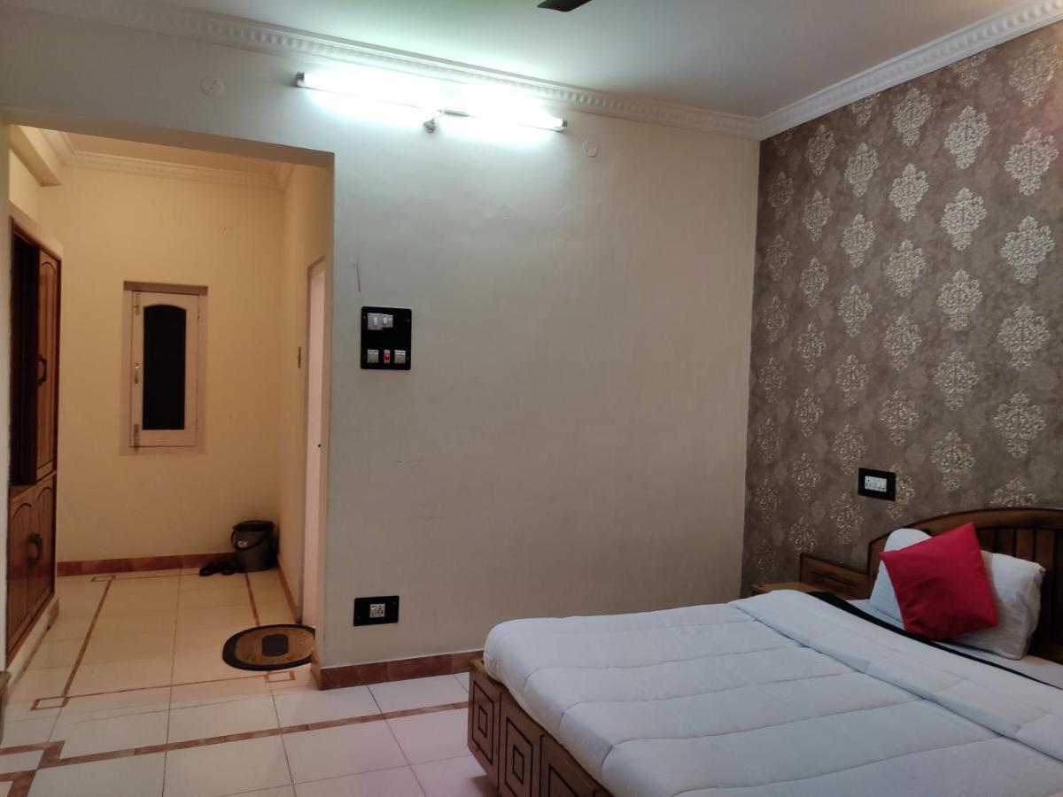 Hotel Royal Chamba  Extérieur photo